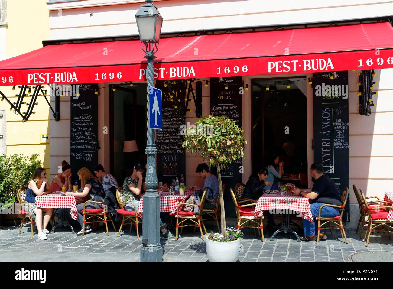 Pest buda restaurant hi-res stock photography and images - Alamy
