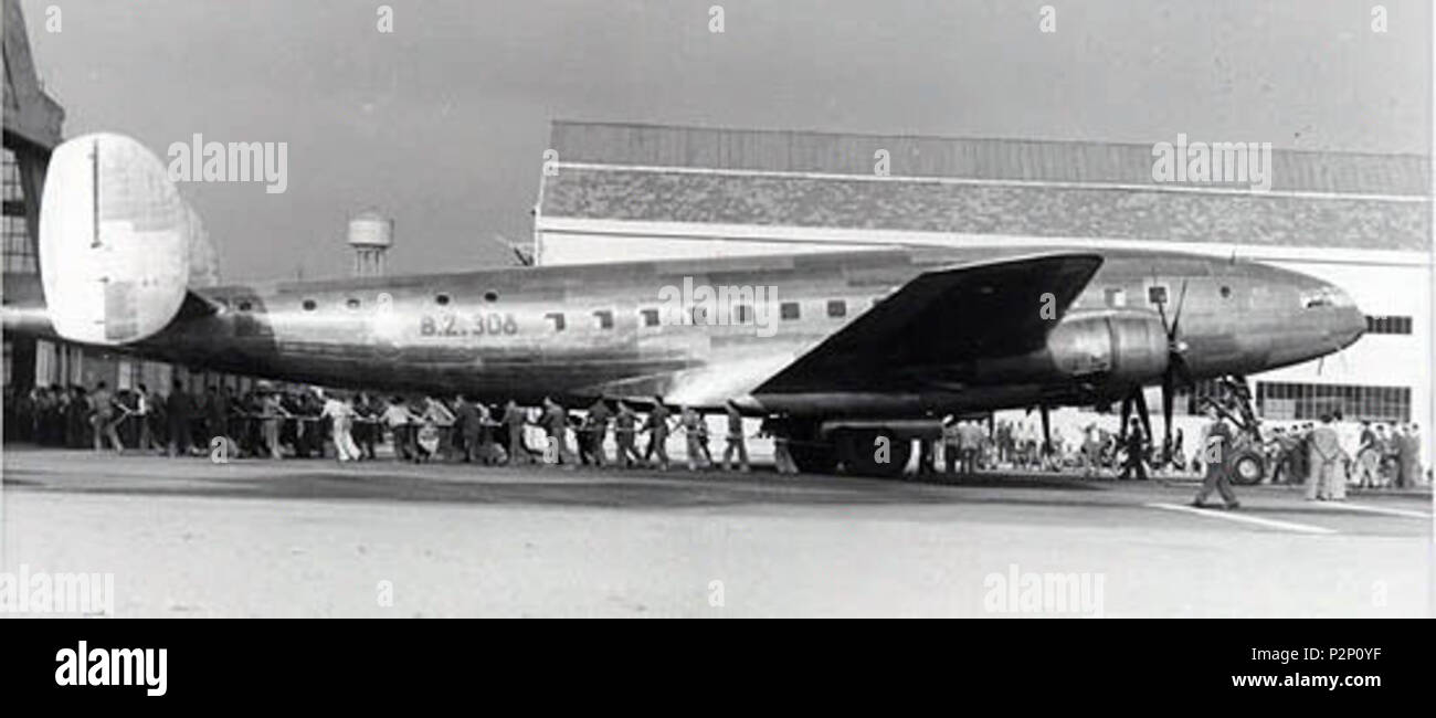 . English: The Italian Breda-Zappata BZ.308 airliner . Late 1940s. Uncredited 12 Breda-Zappata BZ.308 side view Stock Photo