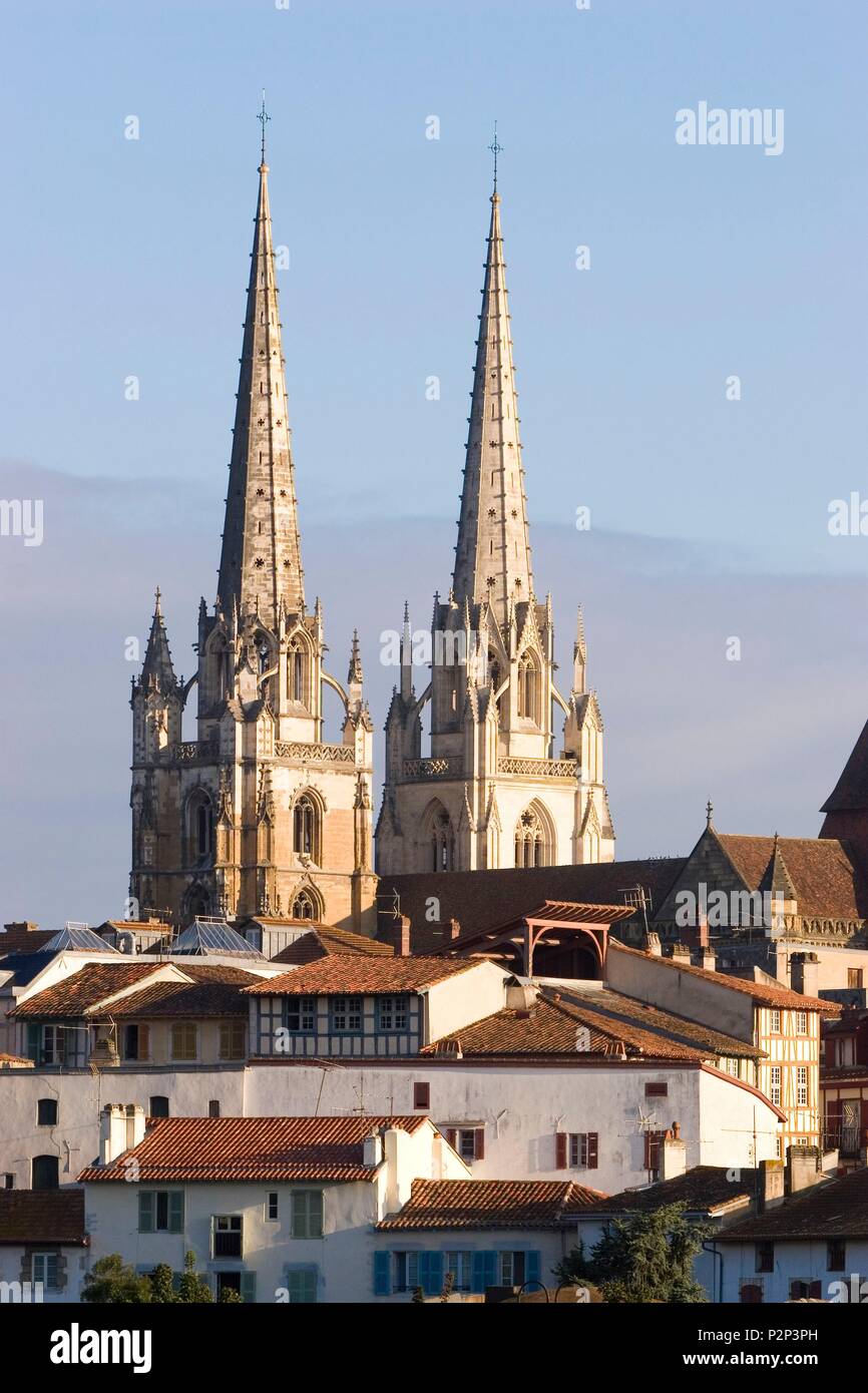 bayonne-sainte-marie-cathedral-hi-res-stock-photography-and-images-alamy