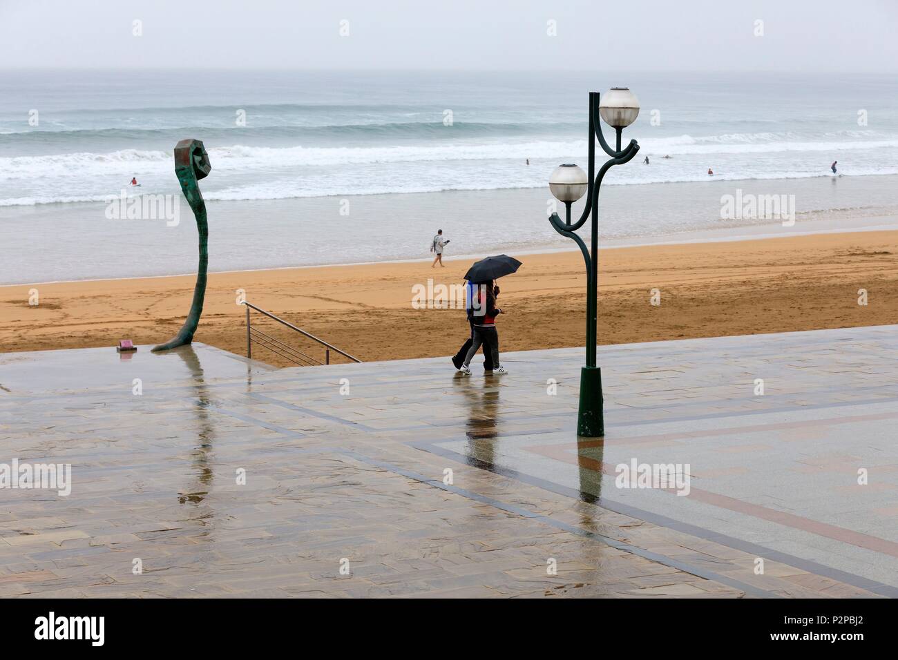 Spain, Basque Country, Guipuscoa, Zarautz, Itsasertza Street, beach of Zarauz Stock Photo