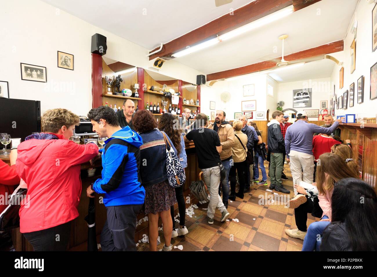 Spain, Basque Country, Guipuscoa, San Sebastian, Old Town, Nagusia Street, Paco bueno Stock Photo