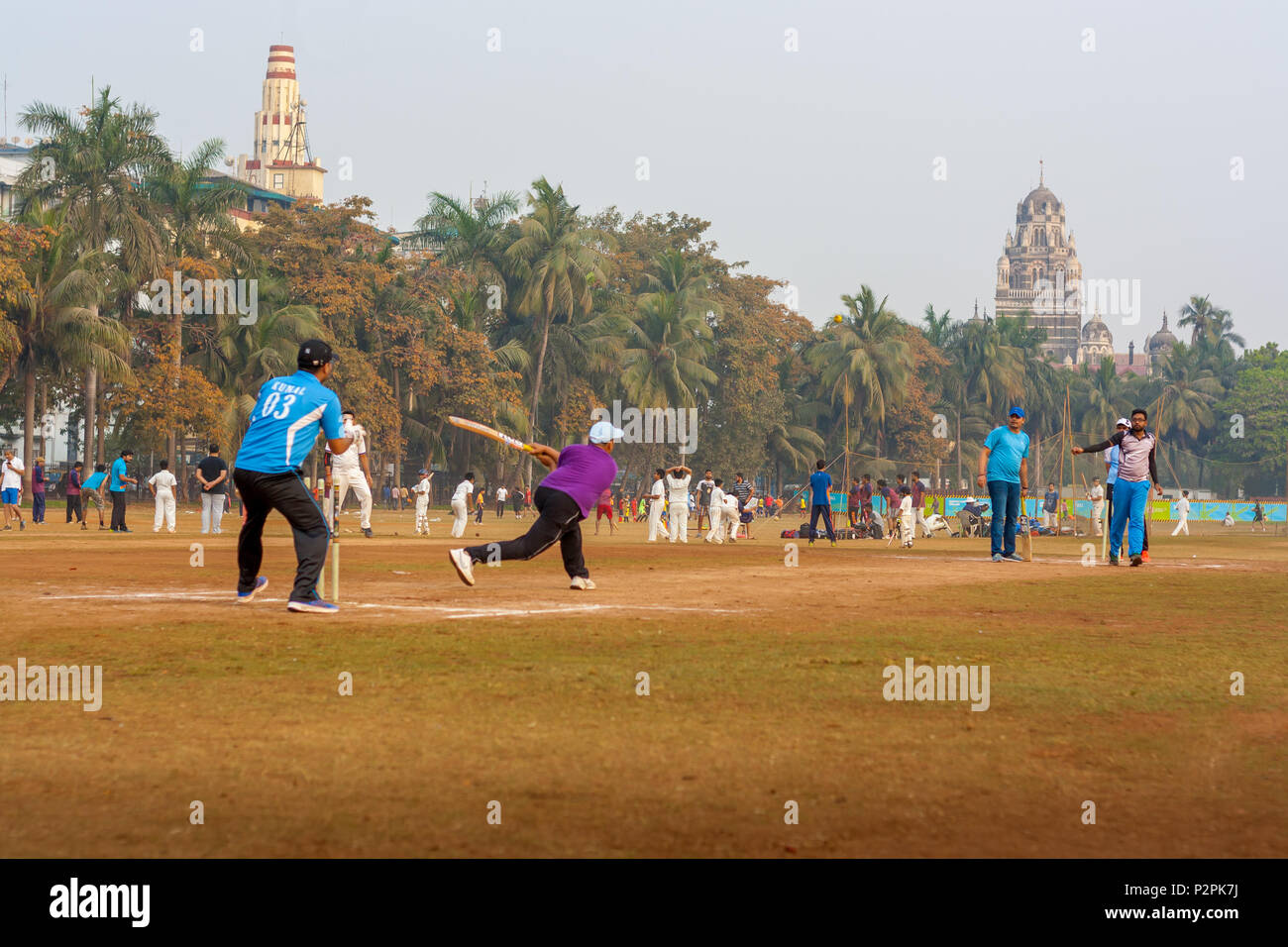 Tennis ball cricket hi-res stock photography and images - Alamy