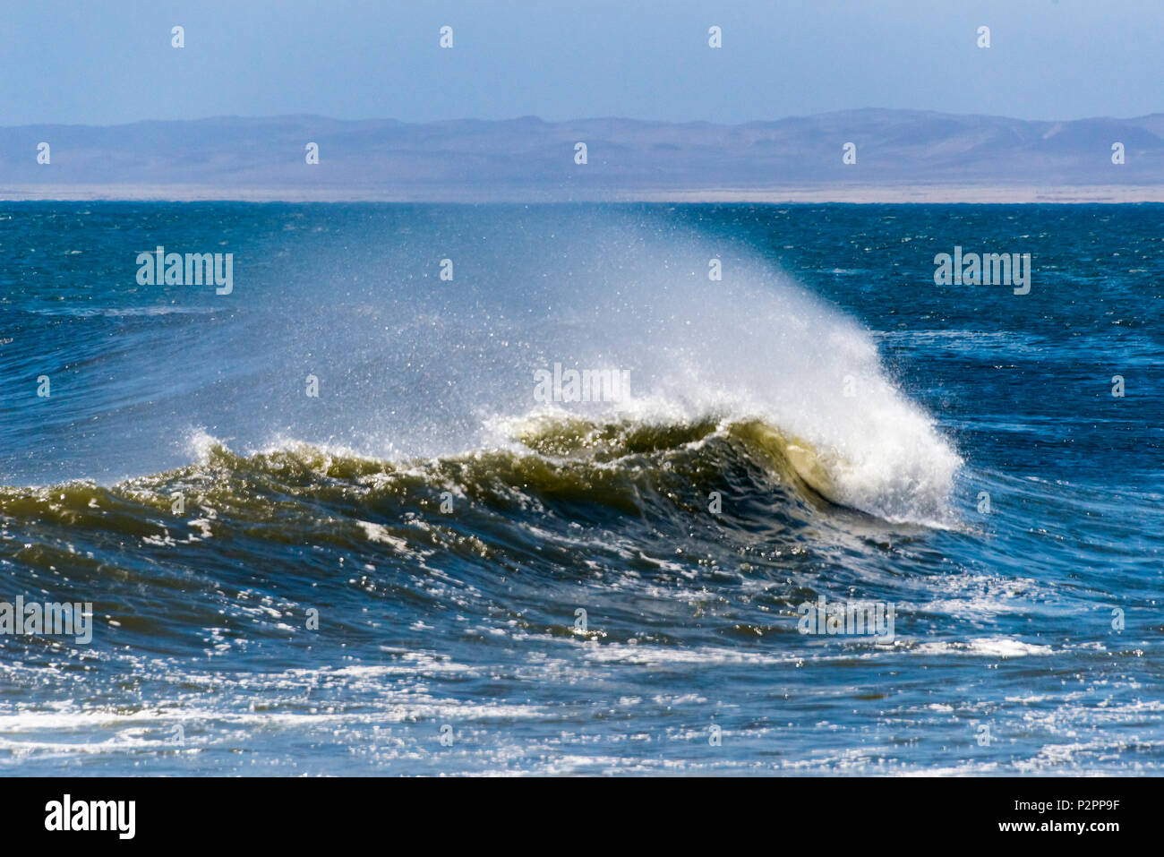 Ocean waves, Cape Cross, Skeleton Coast of South Atlantic Ocean,  Erongo Region, Namibia Stock Photo