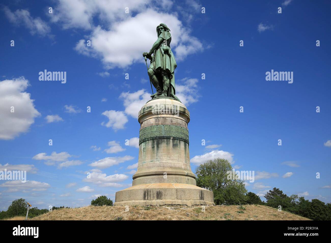 France, Cote d'Or, Alise Sainte Reine, the statue in memory of Vercingetorix by sculptor Aimé Millet at the top of Mont Auxois Stock Photo
