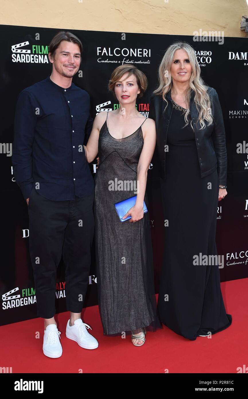 Chaff, Italy. 15th June, 2018. Pula: Forte Village .Filming Italy Sardinia Festival. First day . In the picture: Josh Hartnett with Tiziana Rocca and Violante Placido Credit: Independent Photo Agency Srl/Alamy Live News Stock Photo