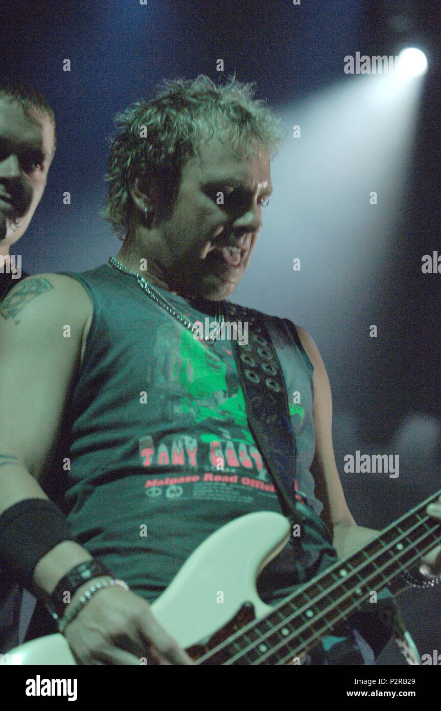 Fort Lauderdale Fl April 20 Todd Harrell Bassist For