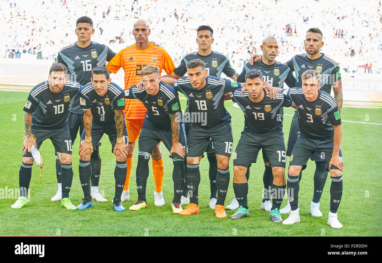 Moscow, Russia. 16th Jun, 2018. Argentina- Iceland, Soccer, Moscow, June 16, 2018 Teamphoto Lionel MESSI, Argentina  10 Marcos ROJO, Argentina 16  Angel DI MARIA, Argentina 11 Lucas BIGLIA, Argentina 5  Eduardo SALVIO, Argentina 18 Sergio AGUERO, Argentina 19 Nicolas TAGLIAFICO, Argentina 3,   ARGENTINA - ICELAND FIFA WORLD CUP 2018 RUSSIA, Season 2018/2019,  June 16, 2018 S p a r t a k Stadium in Moscow, Russia.  © Peter Schatz / Alamy Live News Stock Photo