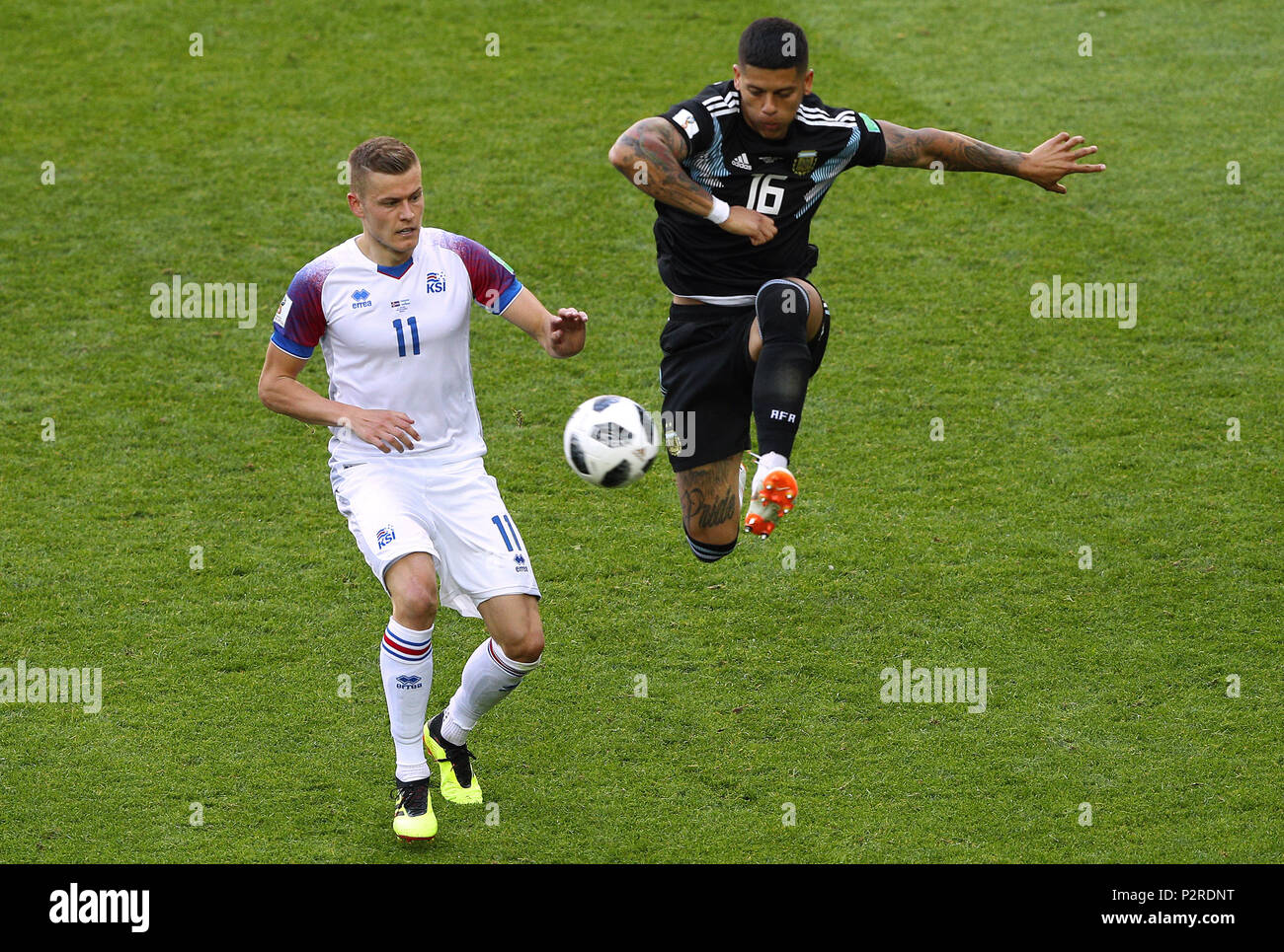 Moscow, Russia. 16th Jun, 2018. Alfred FINNBOGASON of Iceland plays ball with Marcos ROJO from Argentina during the match between Argentina and Iceland valid for the 2018 World Cup held at the Otkrytie Arena (Spartak) in Moscow, Russia. Credit: Foto Arena LTDA/Alamy Live News Credit: Foto Arena LTDA/Alamy Live News Stock Photo