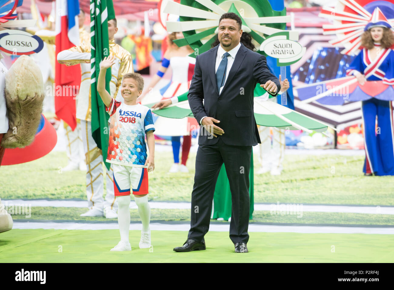 RONALDO (BRA, former professional footballer) performs in the opening ceremony, opening ceremony, show, full figure, Russia (RUS) - Saudi Arabia (KSA) 5: 0, preliminary round, group A, match 1, on 14.06.2018 in Moscow ; Football World Cup 2018 in Russia from 14.06. - 15.07.2018. | usage worldwide Stock Photo