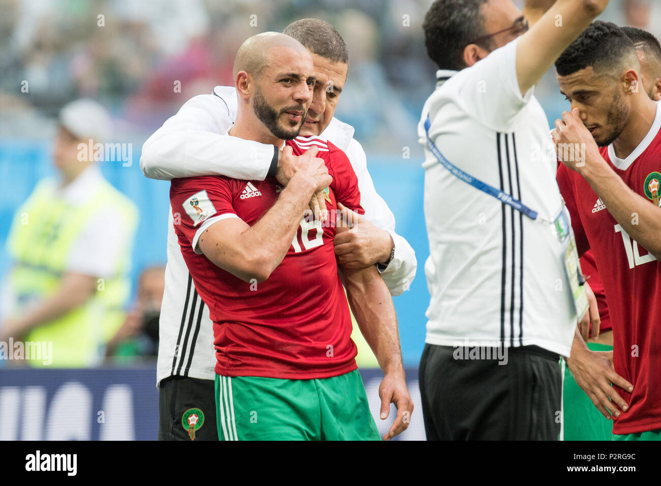 Noureddine AMRABAT (MAR) to be substituted, half-figure, half-length, injured, injury, substitution, Morocco (MAR) - Iran (IRN) 0: 1, Preliminary Round, Group B, Game 4, on 15.06.2018 in St.Petersburg; Football World Cup 2018 in Russia from 14.06. - 15.07.2018. | usage worldwide Stock Photo