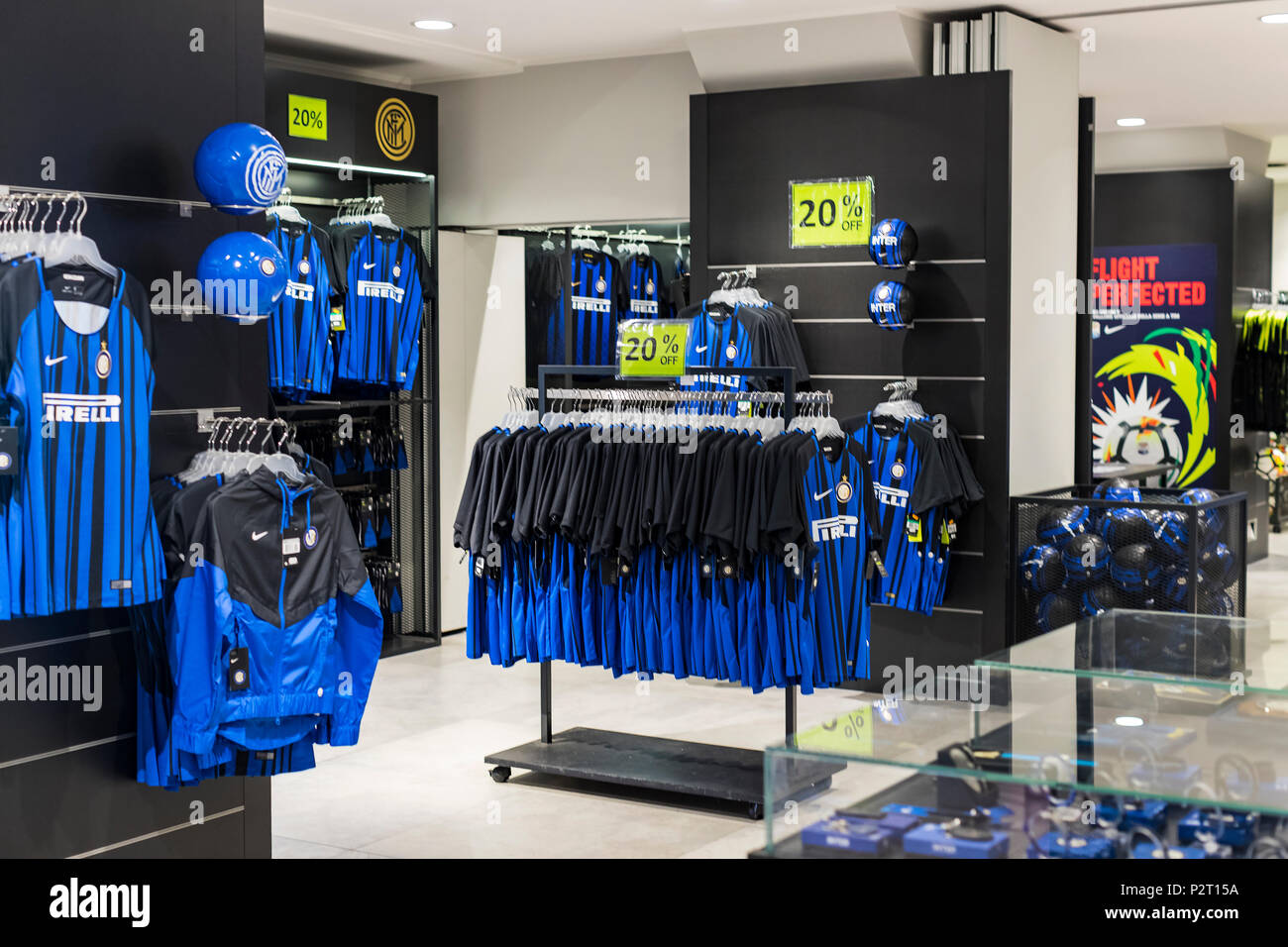 klassiek Zeehaven Ruwe slaap 7 JUNE 2018, MILAN, ITALY: Official Store FC Inter Milan and Milan ,  clothing and footwear team of souvenirs and paraphernalia for fans of the  team an Stock Photo - Alamy