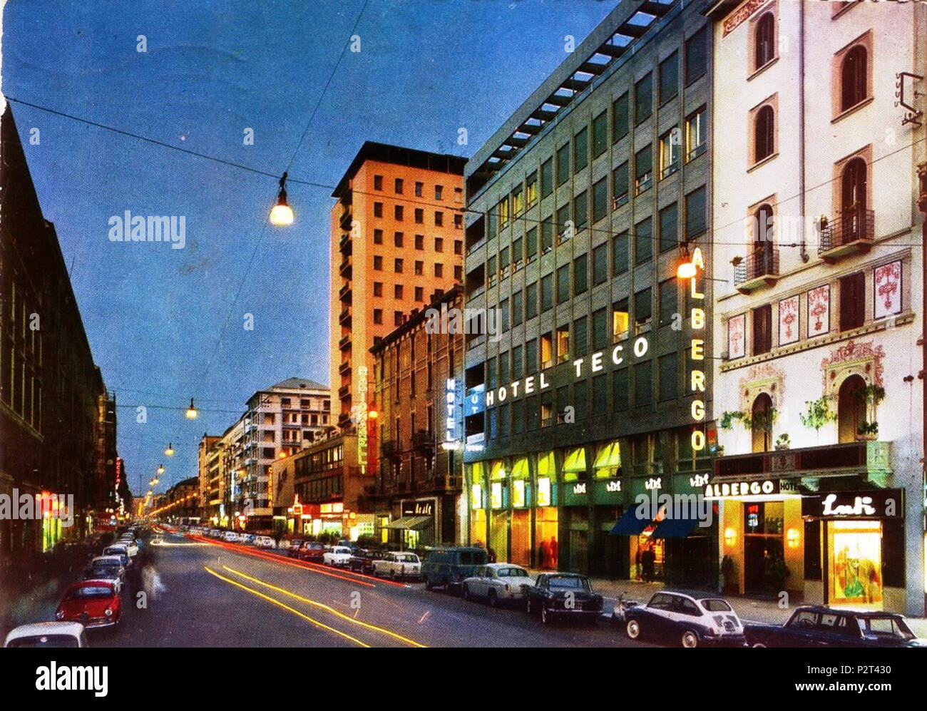 Italiano: Corso Buenos Aires, Milano, Italia Anni '60 . This file is  lacking author information. 20 CorsoBuenosAires-anni60 Stock Photo - Alamy
