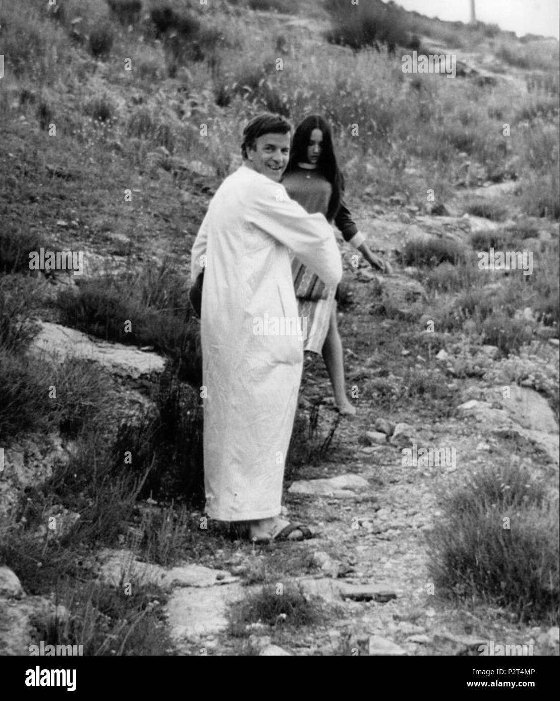 English The Pictures Of The Present Exclusive Picture Feature Was Taken In The Vicinity Of Pienza Siena While The Stars Of The Film Romeo And Juliet Leonard Whiting And Olivia Hussey