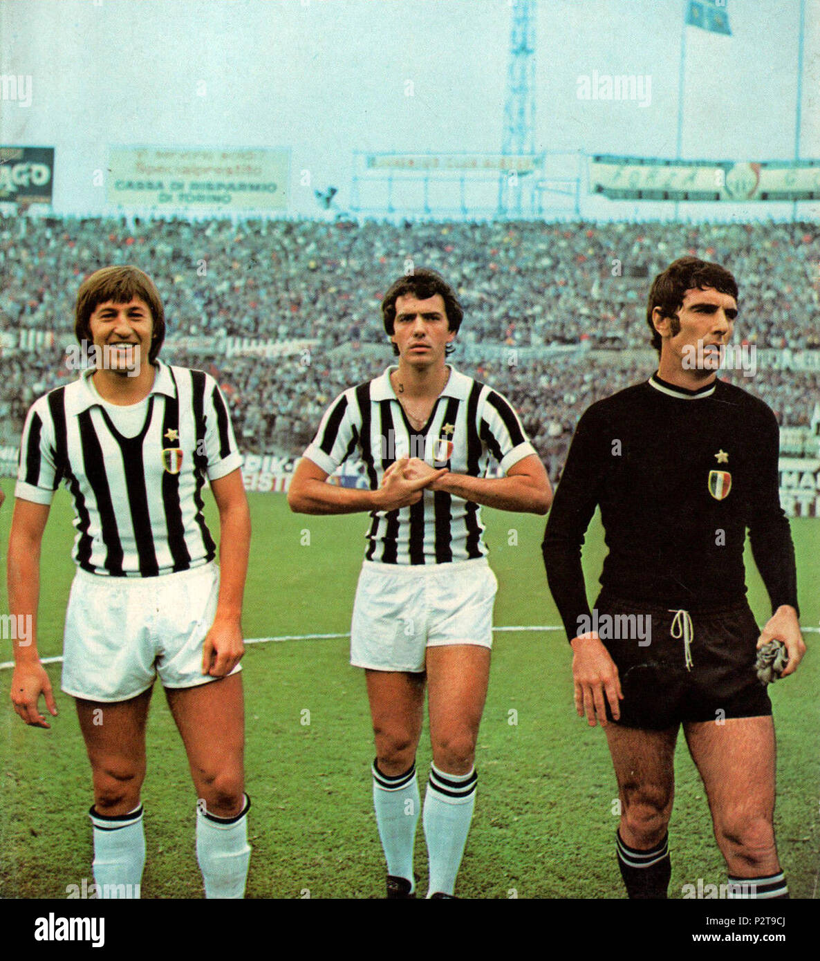 . From left to right, Juventus FC players Gianpietro Marchetti, Roberto Bettega e Dino Zoff before a match at Stadio Comunale in Turin (nowadays Stadio Olimpico) . 1973. Unknown 44 Juventus FC - 1973 - G. Marchetti, R. Bettega, D. Zoff Stock Photo