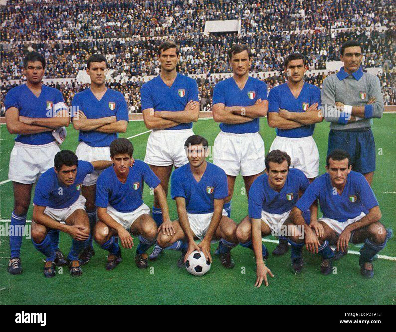 . Group photograph of the Italian national association football team that beat Poland 6-1 in Rome at Stadio Olimpico during the European qualifying of the 1966 FIFA World Cup. From left, standing: Sandro Salvadore (c), Roberto Rosato, Giacinto Facchetti, Paolo Barison, Tarcisio Burgnich, William Negri; crouched: Bruno Mora, Gianni Rivera, Giacomo Bulgarelli, Sandro Mazzola e Giovanni Lodetti. 1 November 1965. Unknown 43 Italy Team - Rome, 1965 Stock Photo