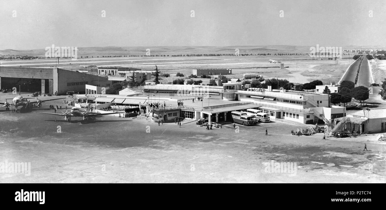 General view with the landing runway. 1959. Barajas Airport. Madrid. Black and white photography. Location: AEROPUERTO DE BARAJAS, SPAIN. Stock Photo