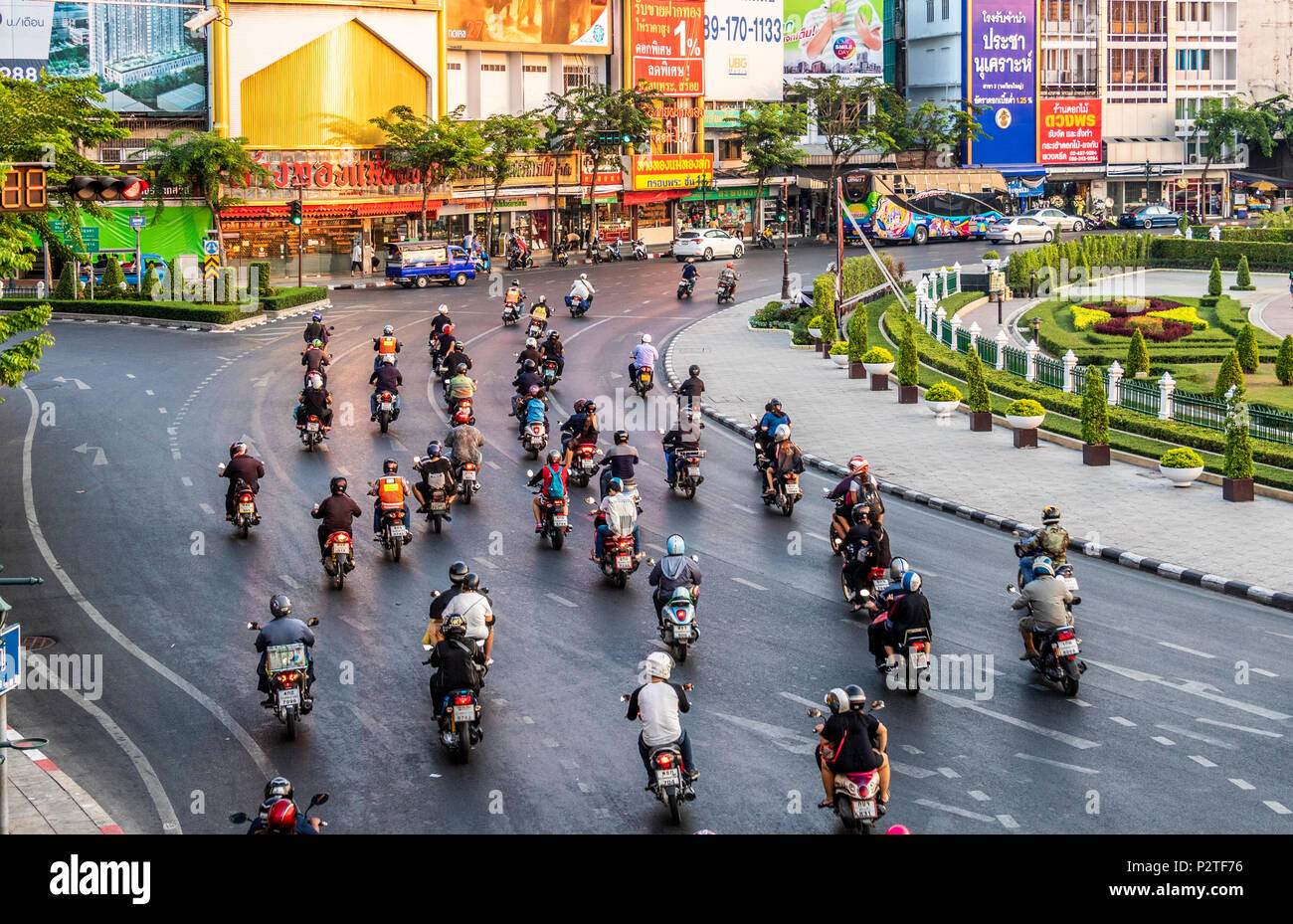 Thai roads hi-res stock photography and images - Alamy