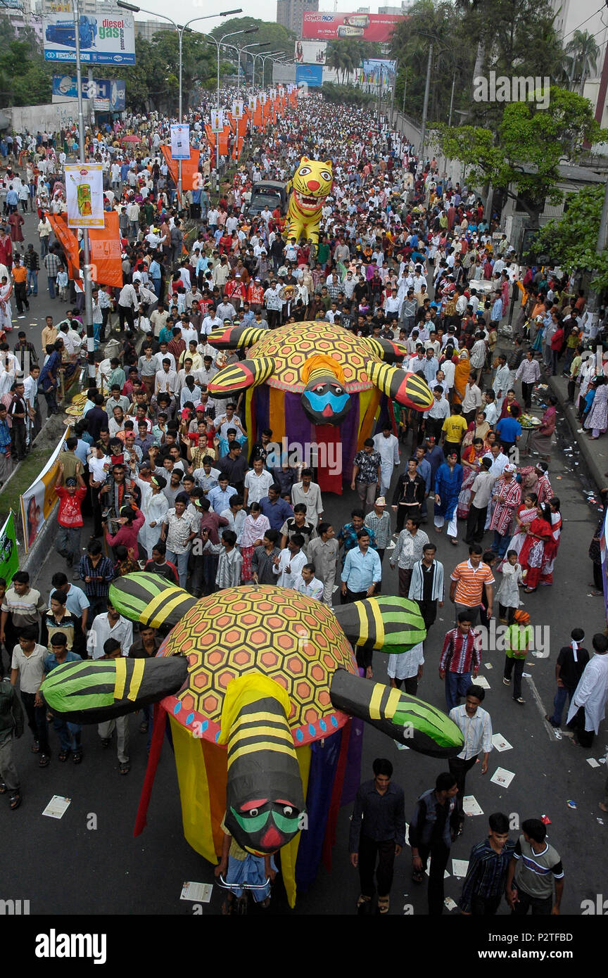 A colourful rally brings out from the Fine Art Institute of Dhaka University to celebrate Pohela Boishakh, 1st Day of Bangla New Year. Dhaka, Banglade Stock Photo