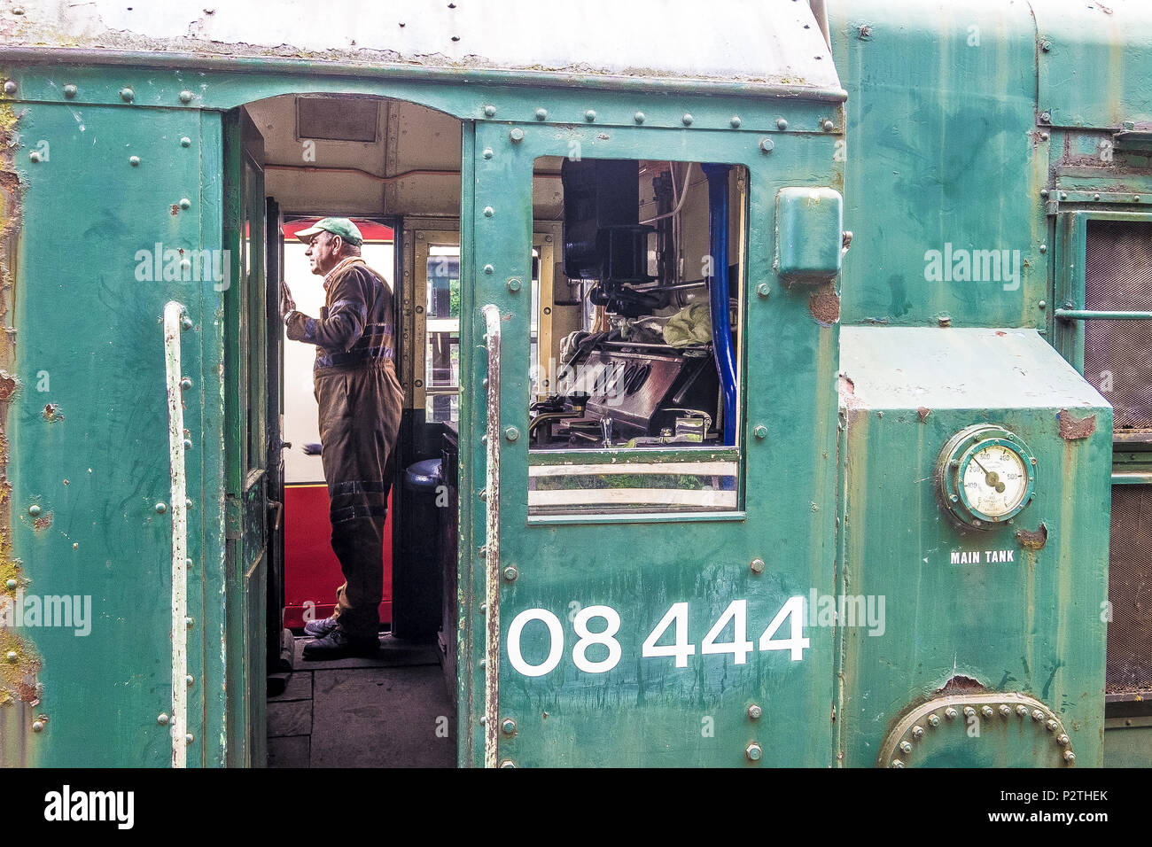 Cornish stations hi-res stock photography and images - Alamy