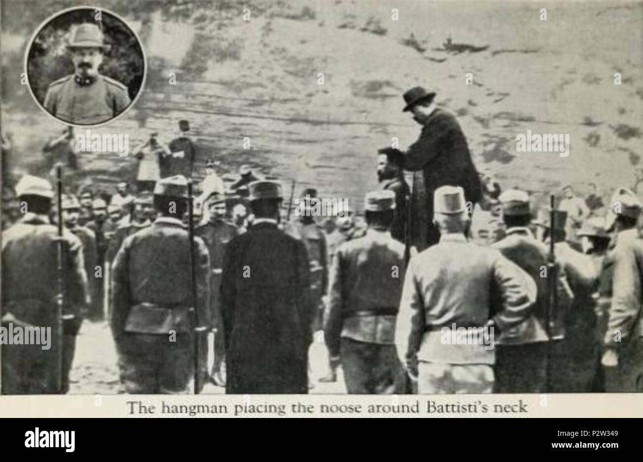 English: The hanging of Cesare Battisti in 1916 . Unknown 26 Esecuzione- Battisti Stock Photo - Alamy