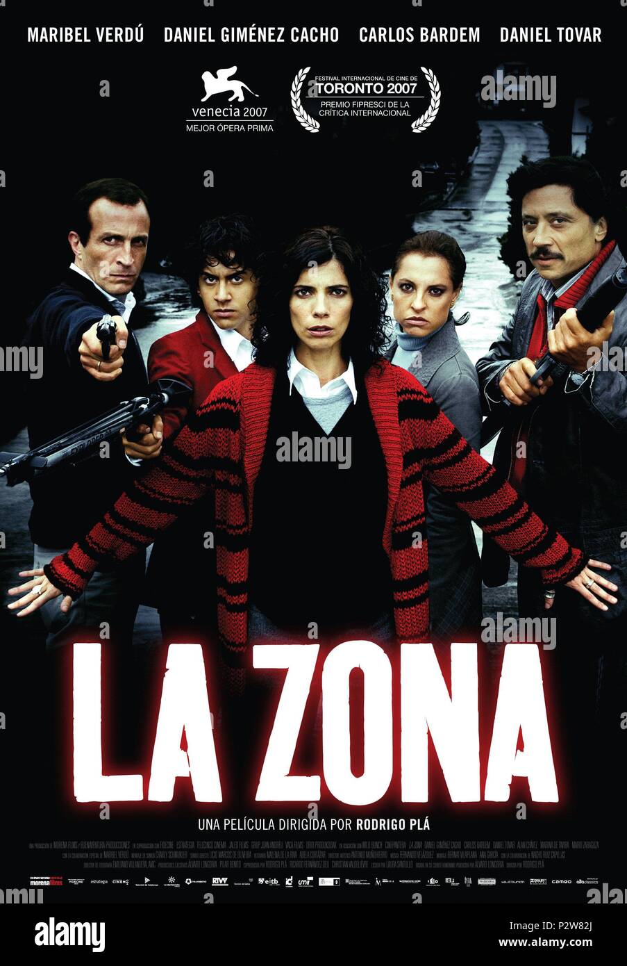 Original Film Title: LA ZONA.  English Title: LA ZONA.  Film Director: RODRIGO PLA.  Year: 2007. Credit: BUENAVENTURA PRODUCCIONES/ESTRATEGIA AUDIOVISUAL/FONDO DE IN / Album Stock Photo