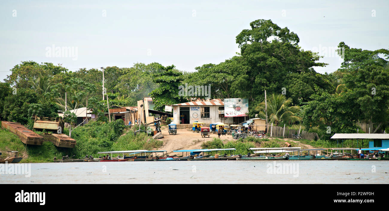 The taxi journey to Puerto Maldonado, gateway to the Amazon in Peru ...