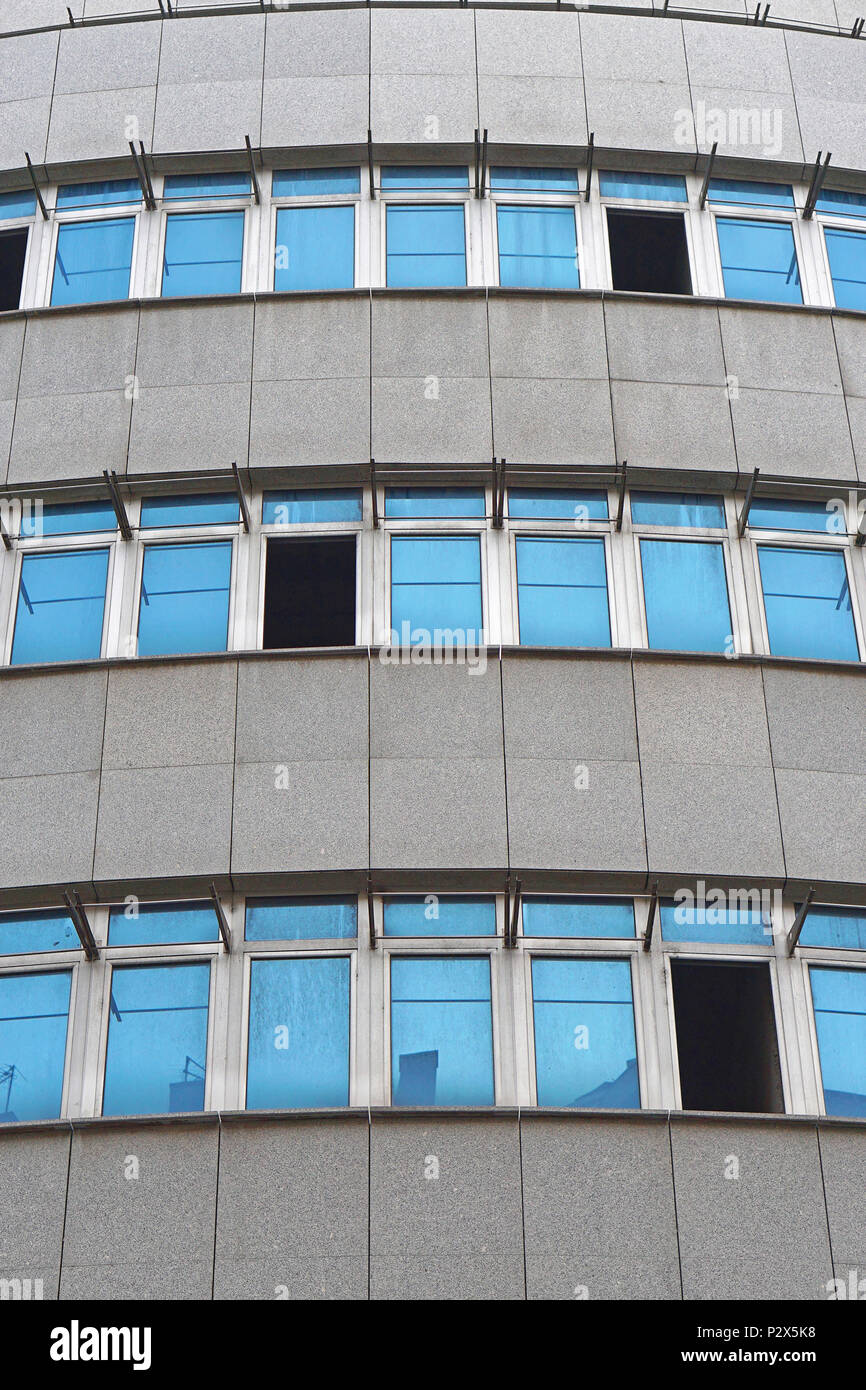 Gray building hi-res stock photography and images - Alamy