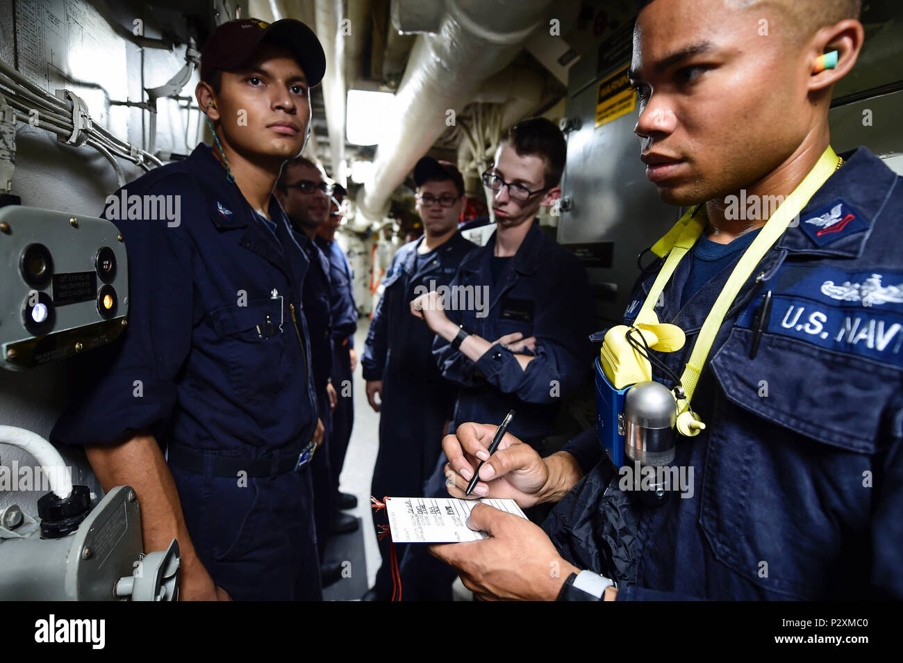 Halon gas hi-res stock photography and images - Alamy