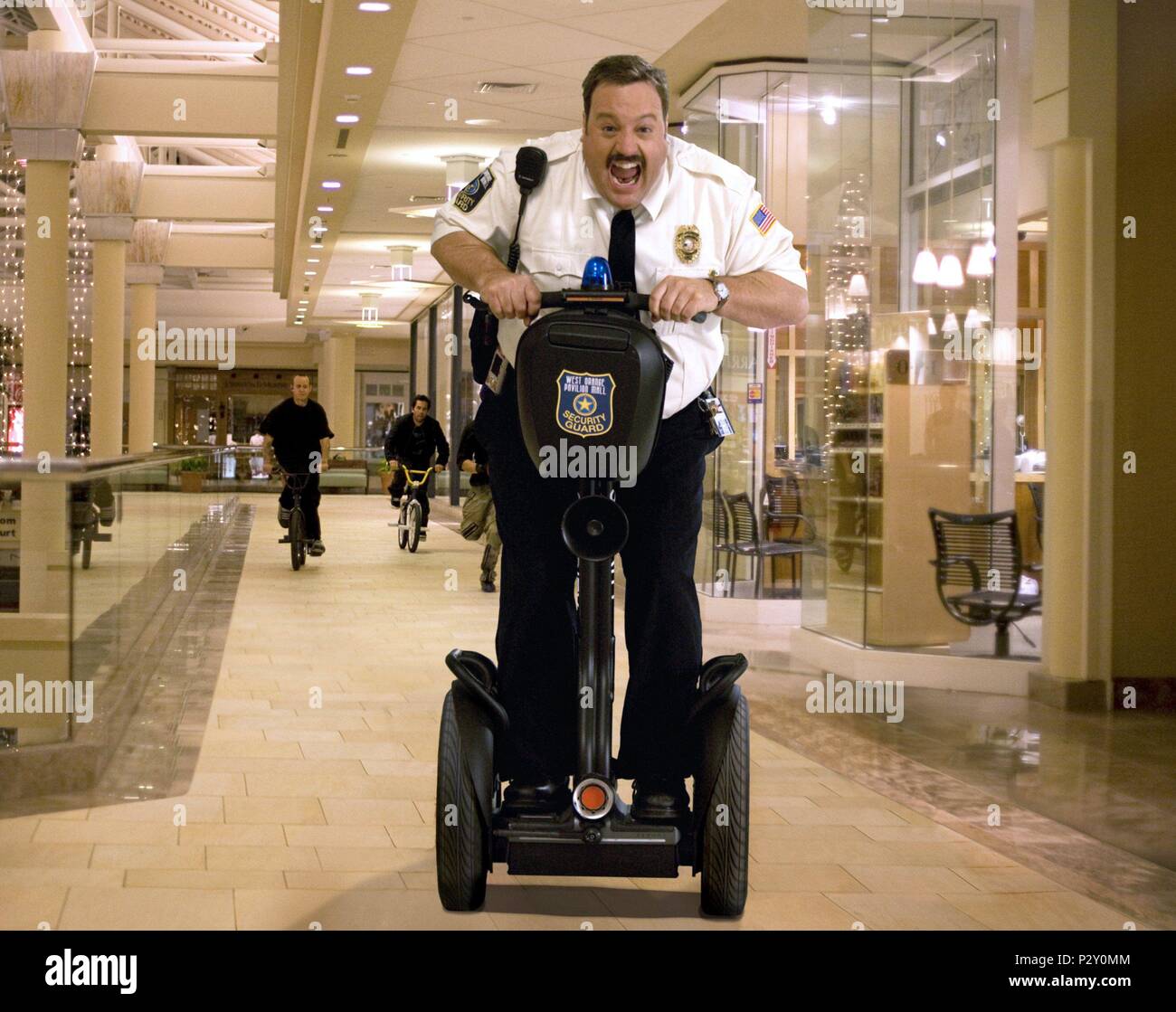 Original Film Title: PAUL BLART: MALL COP.  English Title: PAUL BLART: MALL COP.  Film Director: STEVE CARR.  Year: 2009.  Stars: KEVIN JAMES. Credit: COLUMBIA PICTURES/HAPPY MADISON PROD./RELATIVITY MEDIA / CARTWRIGHT, RICHARD / Album Stock Photo