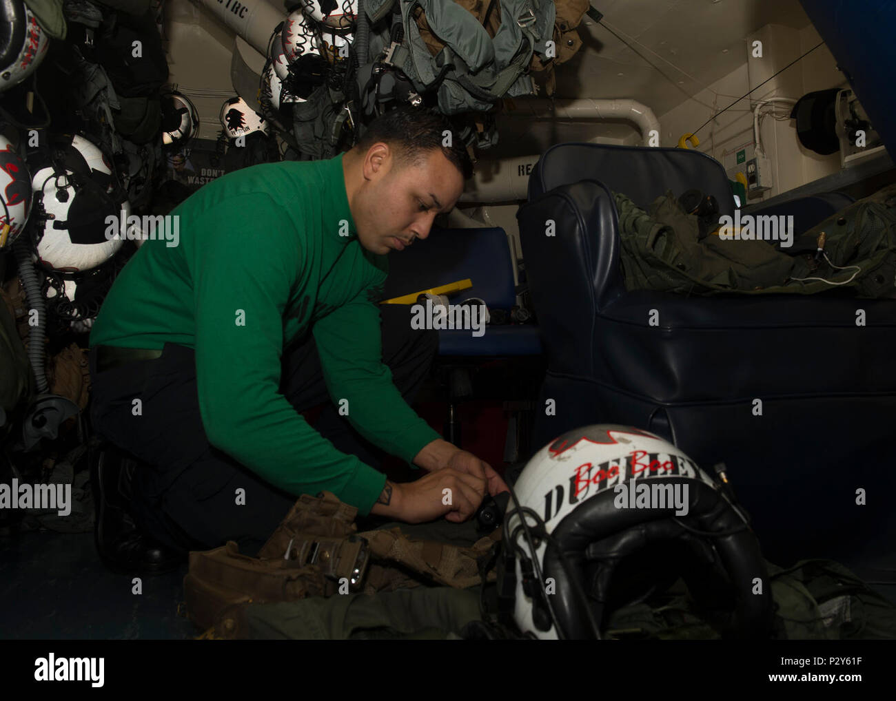 Aircrew survival equipmentman 2 hires stock photography and images Alamy