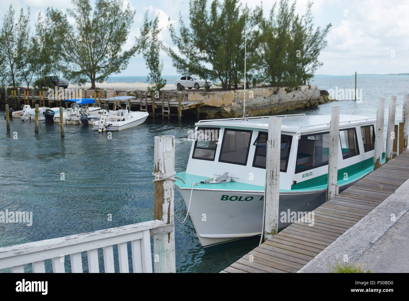 Treasure Cay on Abaco Island, Bahamas Boat Transportation to Green