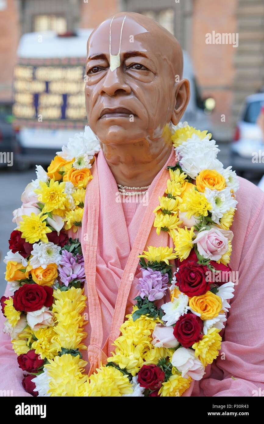 The glowing statue of an Indian Saint Stock Photo