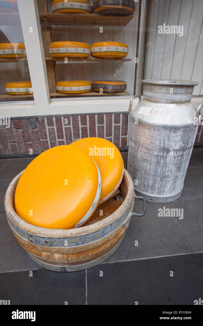 Cheese factory volendam hires stock photography and images Alamy