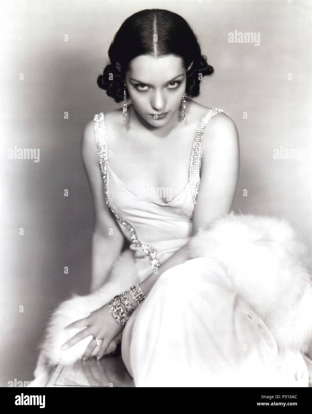 Lupe Velez nude (83 photo), Topless, Sideboobs, Feet, cameltoe 2006 Lupe Velez nude (73 photos), Pussy, Paparazzi, Feet, in bikini 2015
