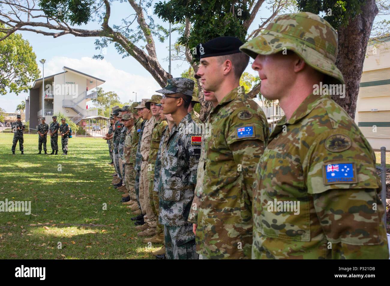 Australian army soldiers bravo hi-res stock photography and images - Alamy