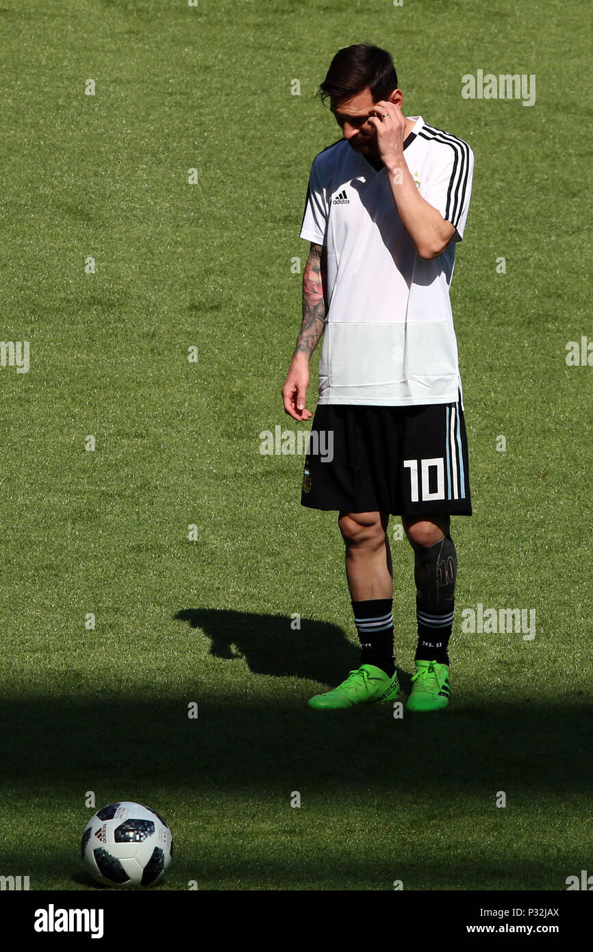 Spartak Stadium, Moscow, Russia. 16th June, 2018. FIFA World Cup Football, Group D, Argentina versus Iceland; Lionel Messi warms up Credit: Action Plus Sports/Alamy Live News Stock Photo