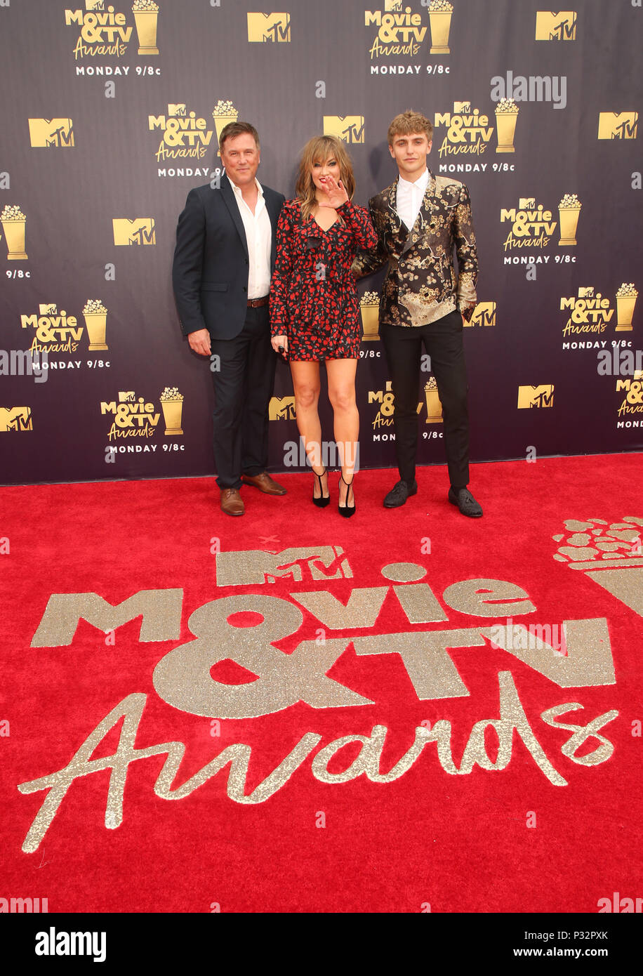 Amick madchen hi-res stock photography and images - Alamy