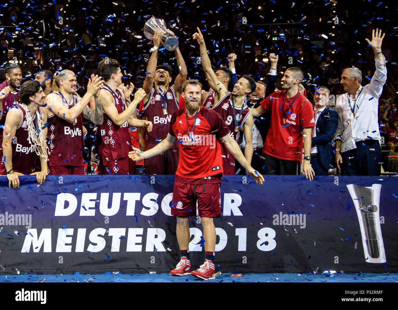 Fc bayern munich basketball hi-res stock photography and images