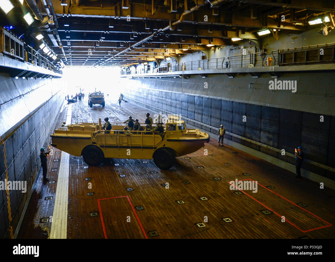 Lighter aboard ship hires stock photography and images Alamy