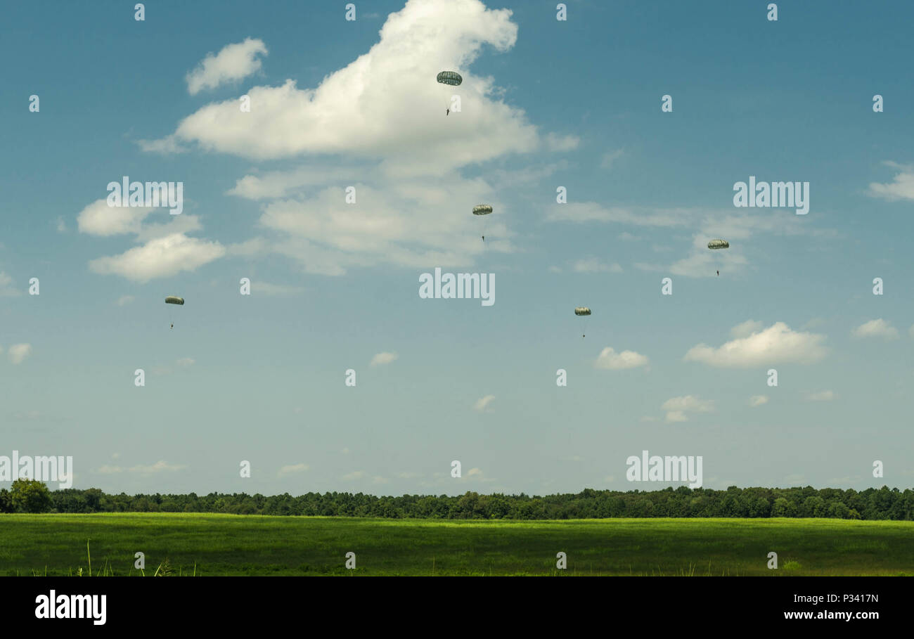 FORT CAMPBELL, KY. Members from the 861st Quartermaster Company from