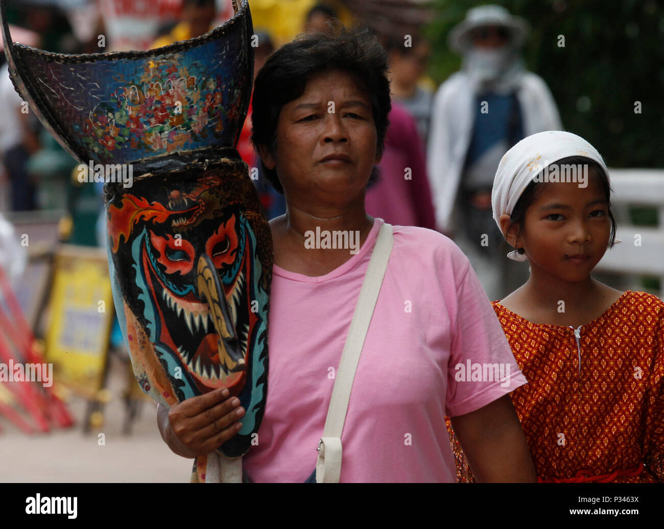 Thailand. 16th June, 2018. Thais wear masks representing the spirits of the dead springing back to life at the annual Phi Ta Khon, or Ghost festival in Dan Sai, Loei province, northeast of Bangkok on June 16, 2018. The event was held to promote tourism in Thailand. Credit: Chaiwat Subprasom/Pacific Press/Alamy Live News Stock Photo