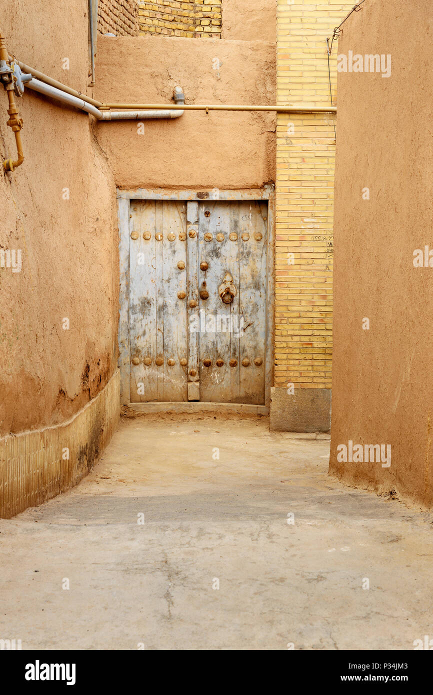 Iran old wooden door wall hi-res stock photography and images - Alamy
