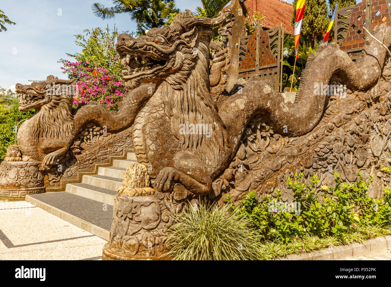 Dragon statues at the entrance of Vihara Dharma Giri, Buddhist temple