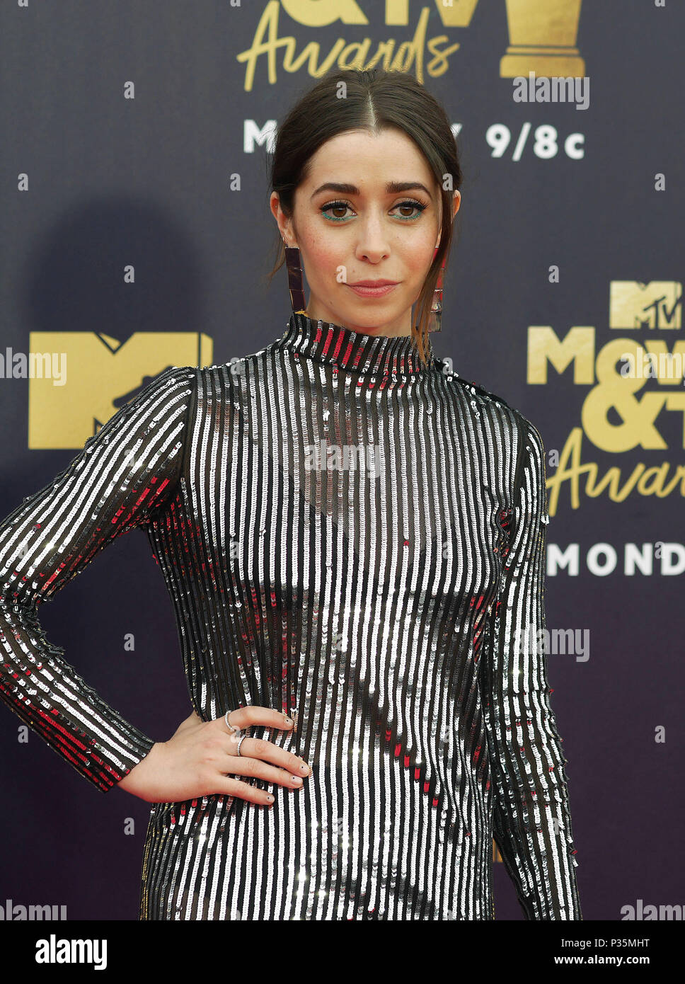 Cristin Milioti attending the 2018 MTV Movie and TV Awards held at the Barker Hangar in Los Angeles, USA. PRESS ASSOCIATION Photo. Picture date: Saturday June 16, 2018. Photo credit should read: Francis Specker/PA Wire Stock Photo