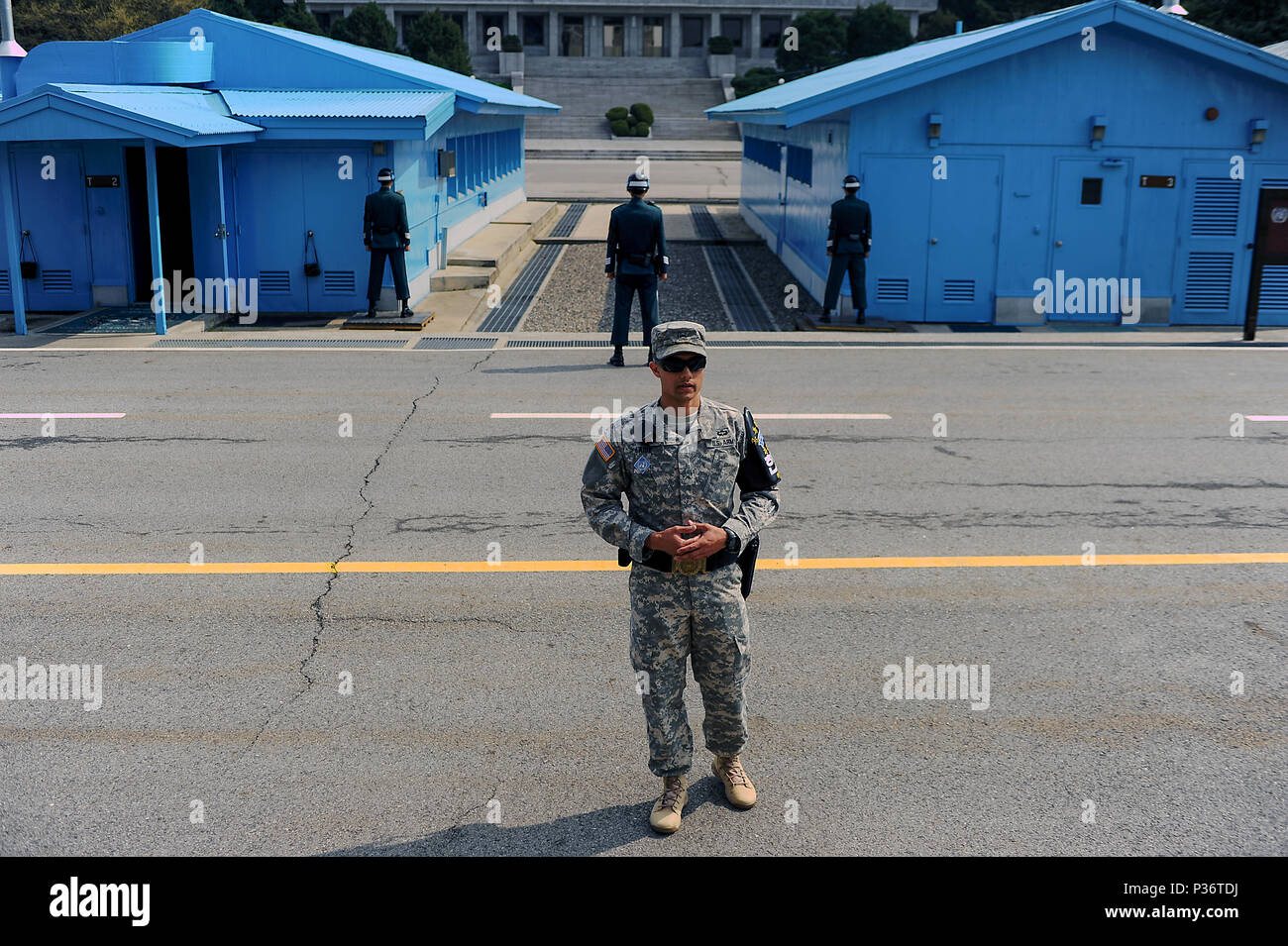Panmunjeom, South Korea, US Marine and South Korean Guardsmen Stock Photo