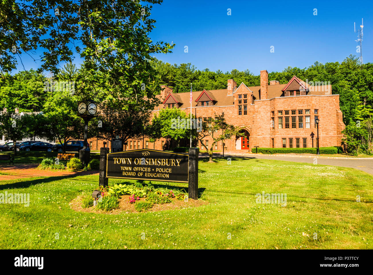 Simsbury, ct hires stock photography and images Alamy