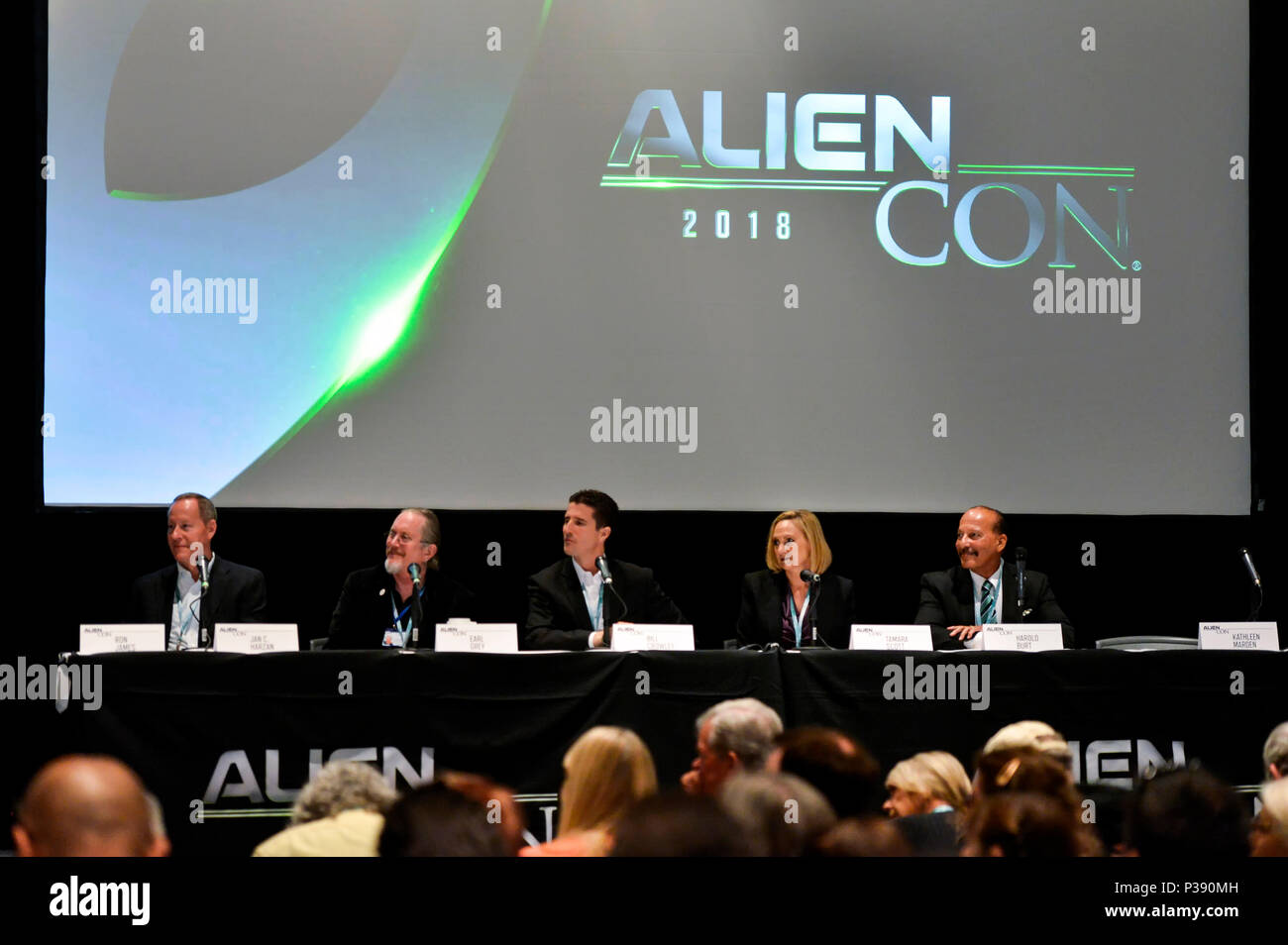 Pasadena, California, June 16, 2018, A panel of experts, Ron James, Earl Grey, Bill Crowley, Tamara Scott and Harold Burt hold a discussion on UFO sightings around the world at AlienCon day 2. Credit: Ken Howard Images/Alamy Live News Stock Photo