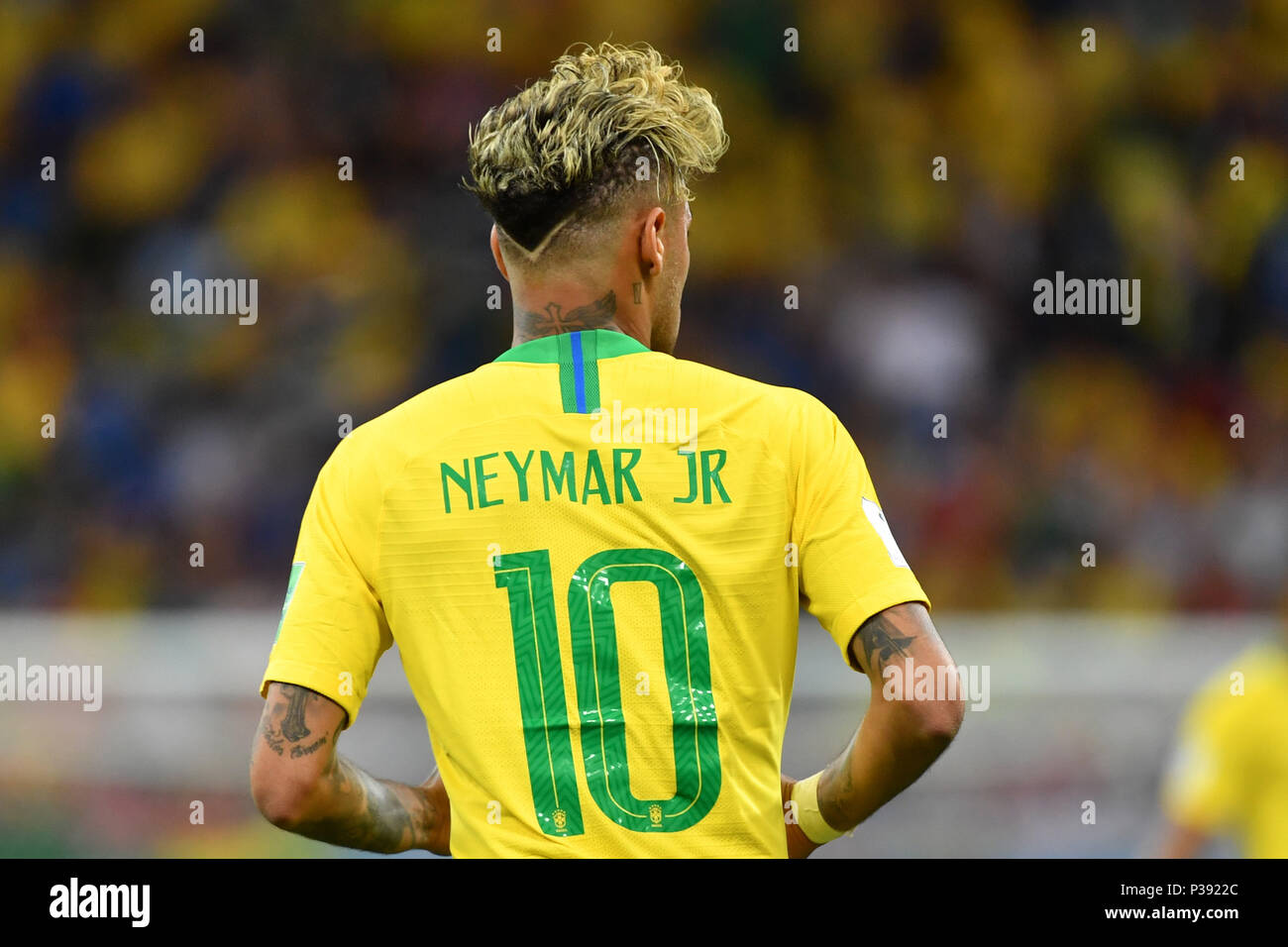 Neymar Bra Rear View Back Hairstyle Action Single Image Single Cut Motive Half Figure Half Figure Brazil Bra Switzerland Sui 1 1 Preliminary Round Group E Match 09 On 17062018 In Rostov On Don Rostov Arena Football World Cup 2018 In Russia From 1406 15072018 Usage Worldwide P3922C 