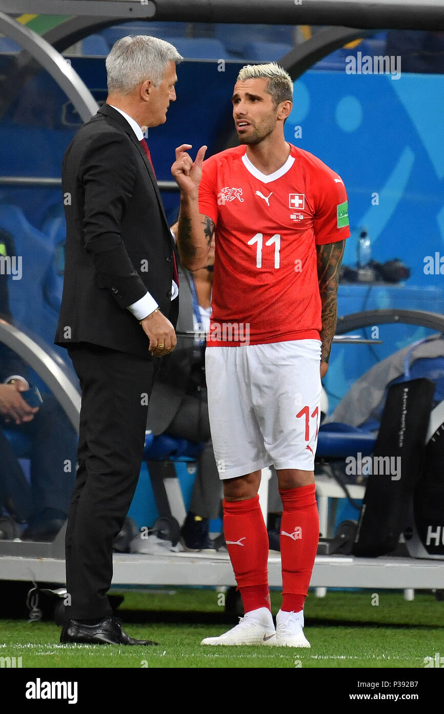Rostov On Don, Russland. 17th June, 2018. Vladimir PETKOVIC, coach (SUI), with Valon BEHRAMI (SUI), gesture, gives instructions. Brazil (BRA) -Switzerland (SUI) 1-1, Preliminary Round, Group E, match 09, on 17.06.2018 in Rostov-on-Don, Rostov Arena. Football World Cup 2018 in Russia from 14.06. - 15.07.2018. | usage worldwide Credit: dpa/Alamy Live News Stock Photo