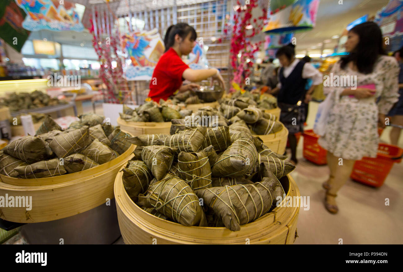 Chinese Rice Tea Toronto Chinese supermarket in toronto canada hi-res stock photography and ...